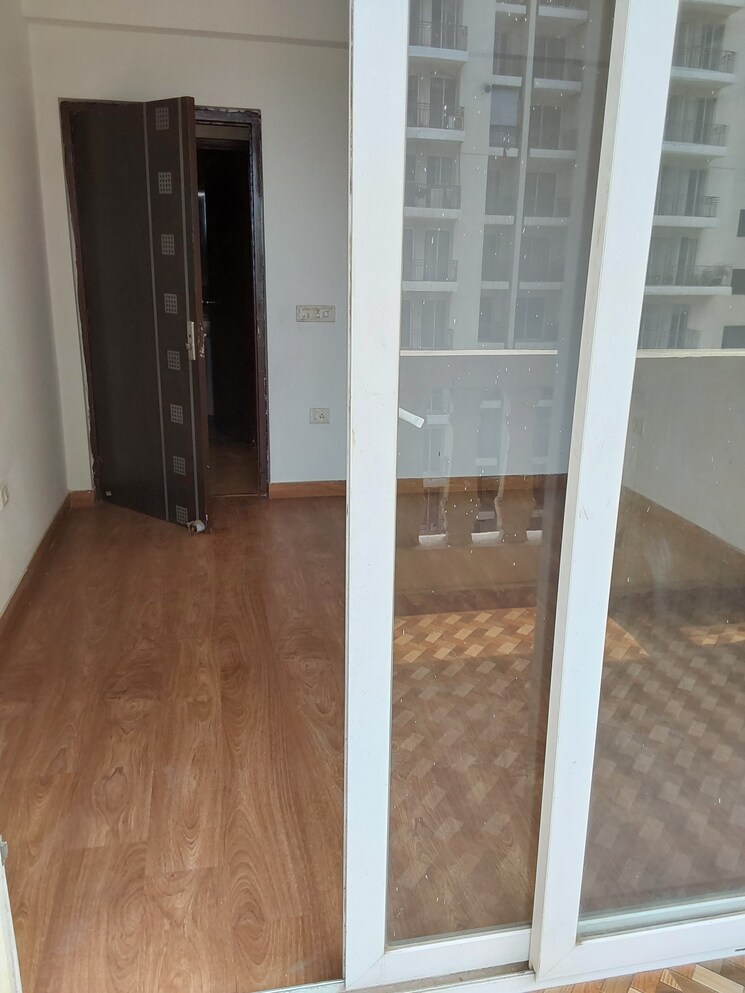 undefined, ansal-royal-heritage 2.5 Bedroom 1000 Sq.Ft. Apartment In Sector 70 Faridabad 9806842