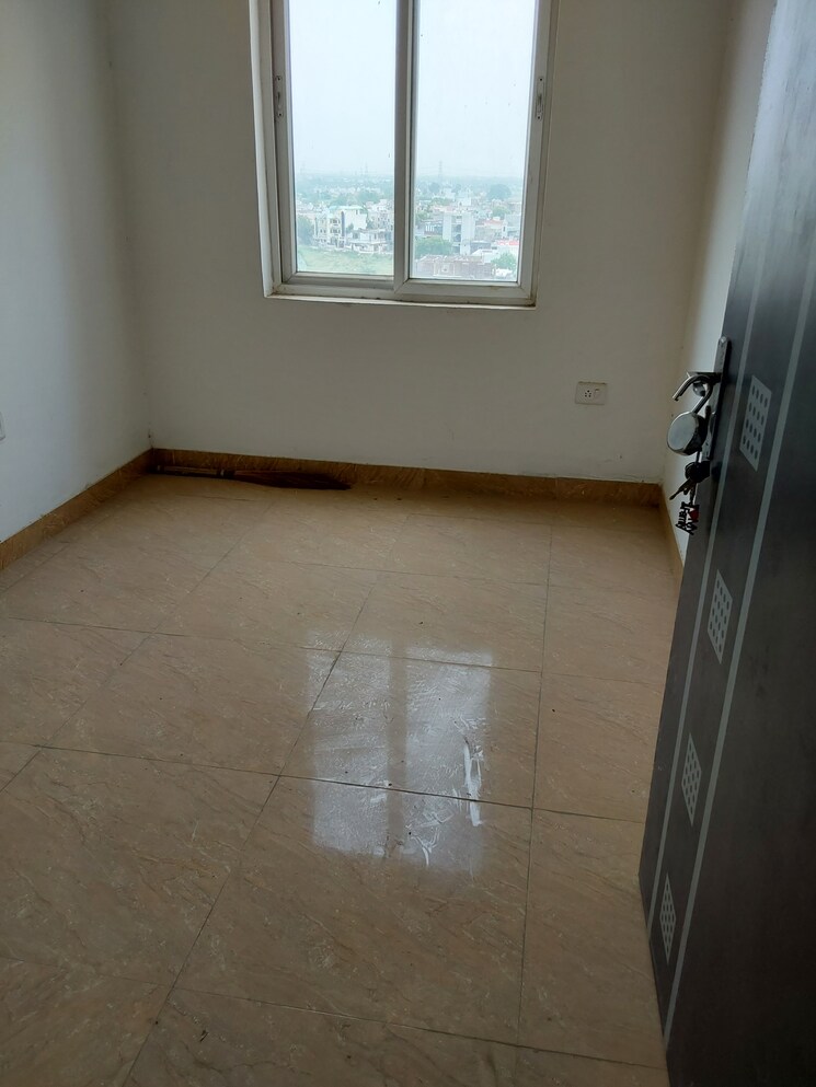 Study Room, ansal-royal-heritage 2.5 Bedroom 1000 Sq.Ft. Apartment In Sector 70 Faridabad 9806842