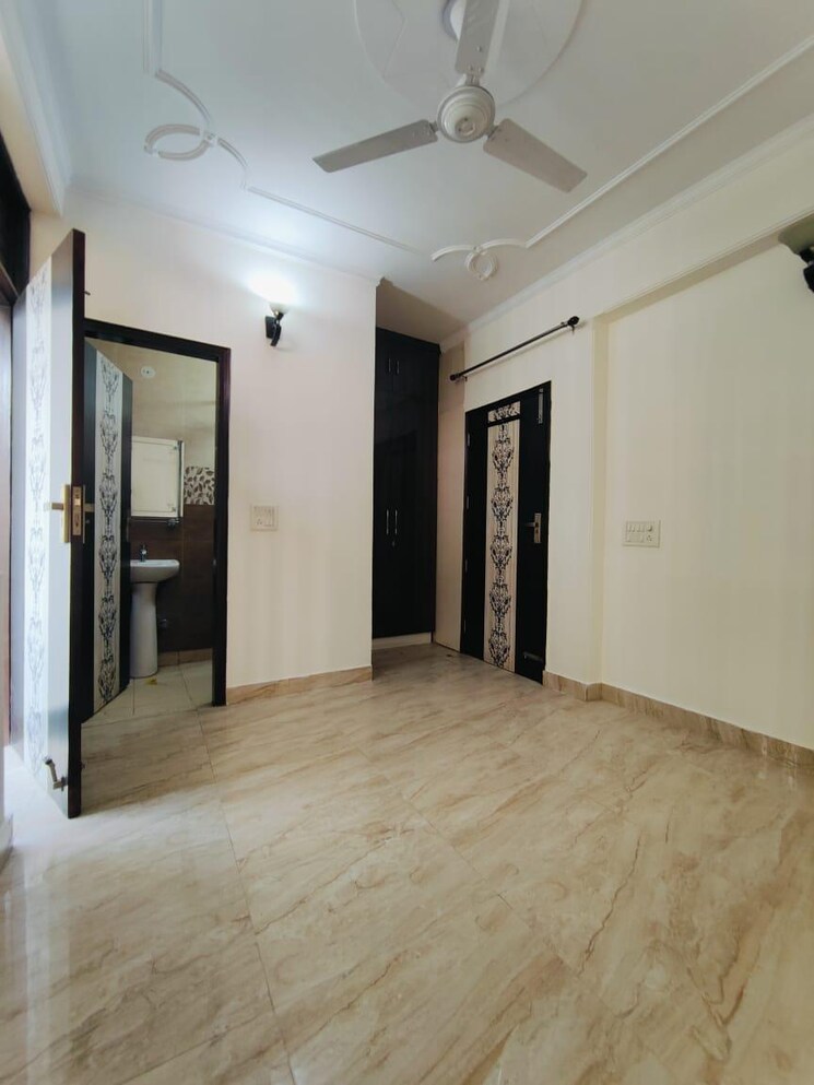 Room, malviya nagar 2 Bedroom 1000 Sq.Ft. Builder Floor In Malviya Nagar Delhi 9806684