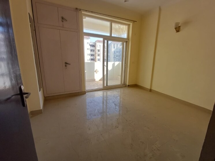 Room, panchsheel-greens-ii 2 Bedroom 915 Sq.Ft. Apartment In Sector 16 Greater Noida Greater Noida 9806892