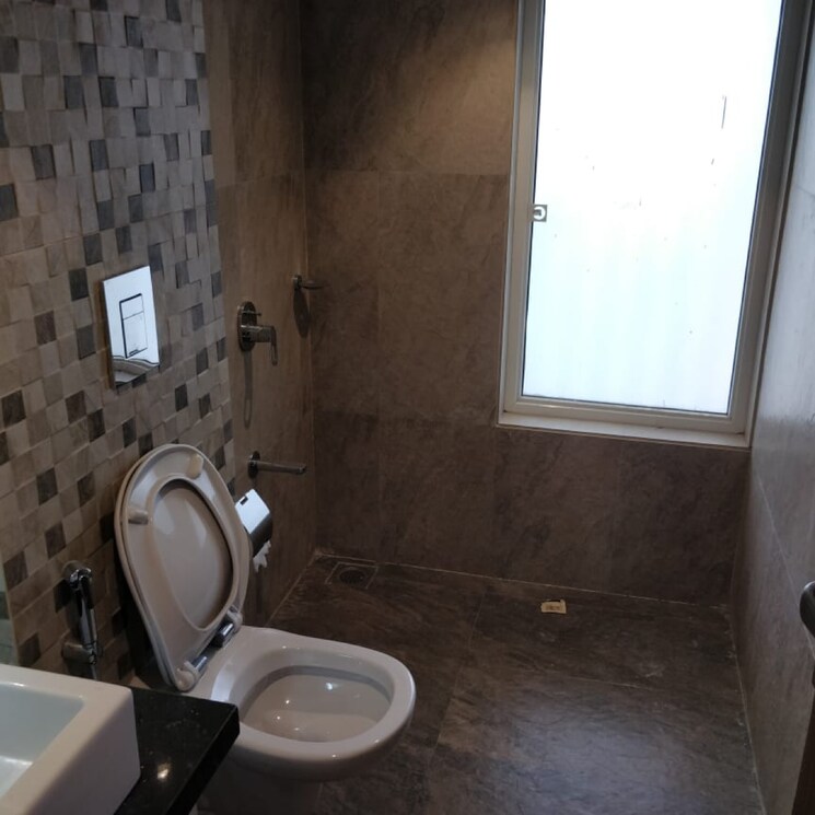 Bathroom, santacruz east 3 Bedroom 1300 Sq.Ft. Apartment In Santacruz East Mumbai 9806956