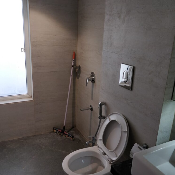 Bathroom, santacruz east 3 Bedroom 1300 Sq.Ft. Apartment In Santacruz East Mumbai 9806956