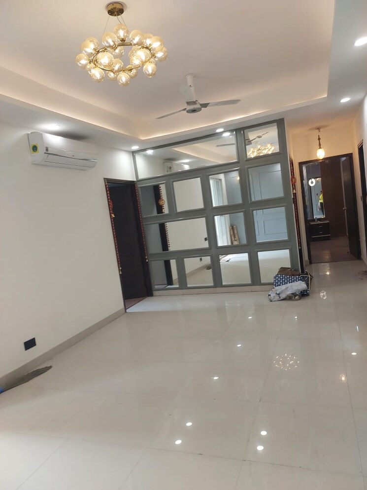 Room, aba-ivy-county 3 Bedroom 1656 Sq.Ft. Apartment In Sector 75 Noida 9807160