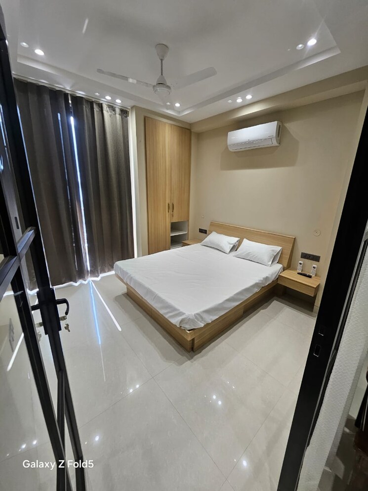 Team Area, vatika-lifestyle-homes 3 Bedroom 1700 Sq.Ft. Builder Floor In Sector 83 Gurgaon 9807411