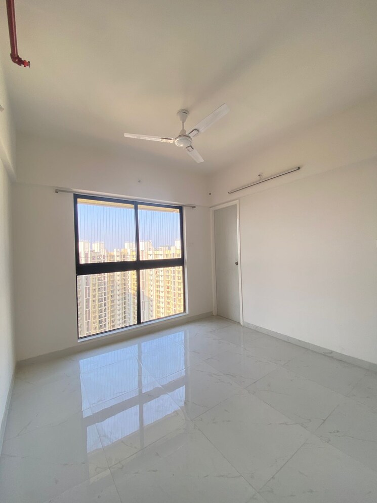 Room, runwal-gardens-phase-3 2 Bedroom 680 Sq.Ft. Apartment In Dombivli East Thane 9807423