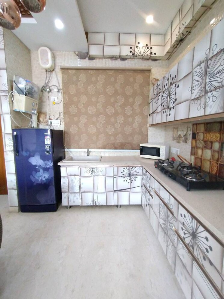 Kitchen, sector 10 2 Bedroom 1800 Sq.Ft. Apartment In Sector 10 Gurgaon 9807469