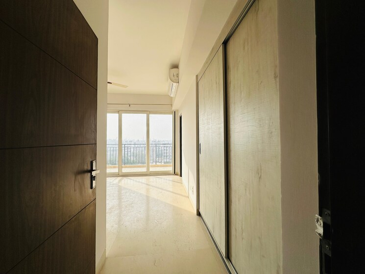 undefined, puri-anand-villas-phase-ii 3 Bedroom 1940 Sq.Ft. Apartment In Sector 81 Faridabad 9807475