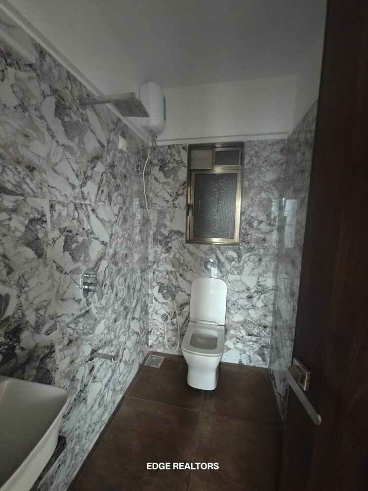 Bathroom, bharti-aarambh 2 Bedroom 653 Sq.Ft. Apartment In Chembur Mumbai 9807492
