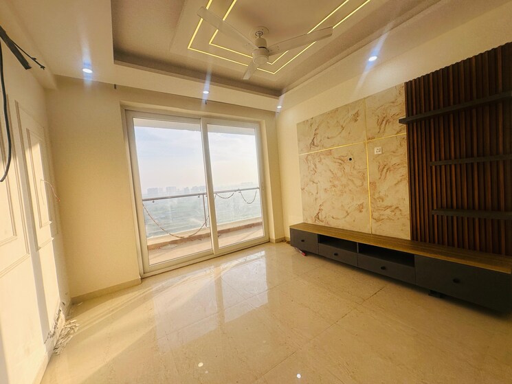 Room, omaxe-royal-residency-faridabad 3 Bedroom 1925 Sq.Ft. Apartment In Sector 79 Faridabad 9807511