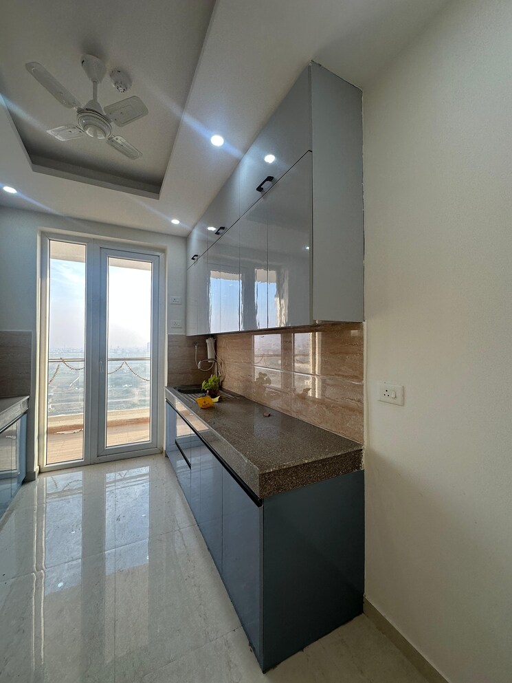 Kitchen, omaxe-royal-residency-faridabad 3 Bedroom 1925 Sq.Ft. Apartment In Sector 79 Faridabad 9807511