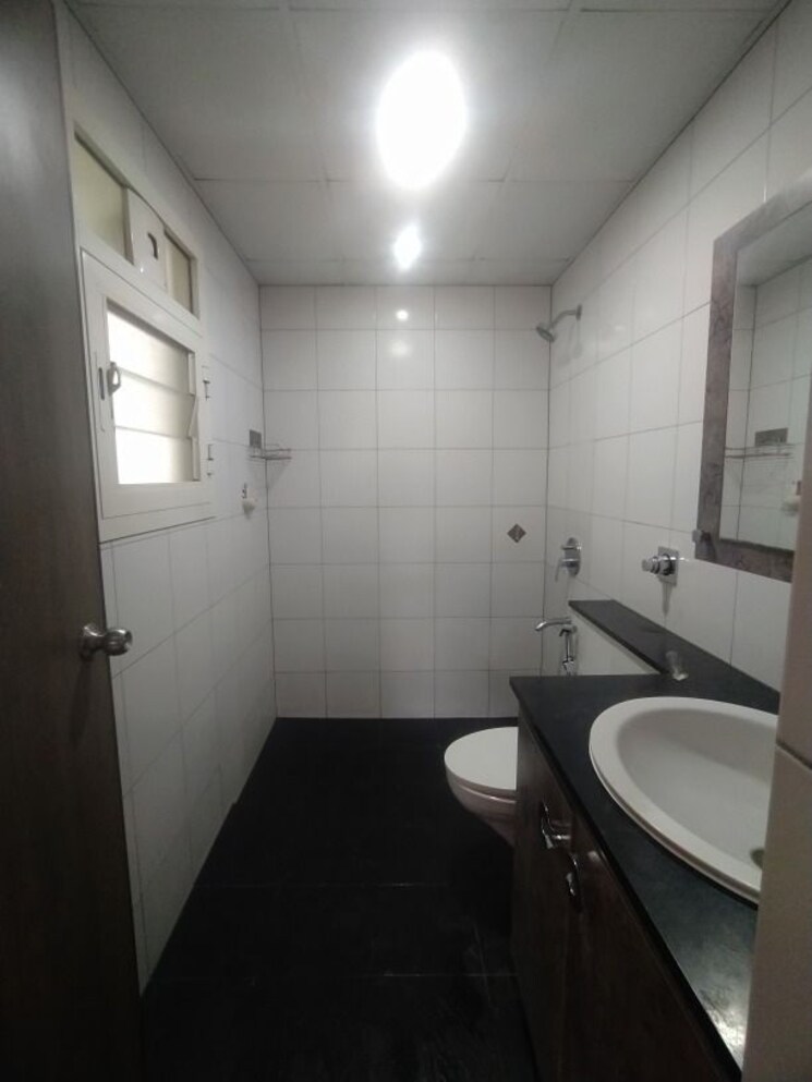 Bathroom, sobha-dream-acres 2 Bedroom 1012 Sq.Ft. Apartment In Panathur Bangalore 9807529