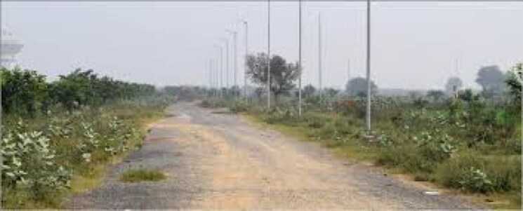 undefined, block q  500 Sq.Mt. Plot In Block Q Greater Noida 9807546