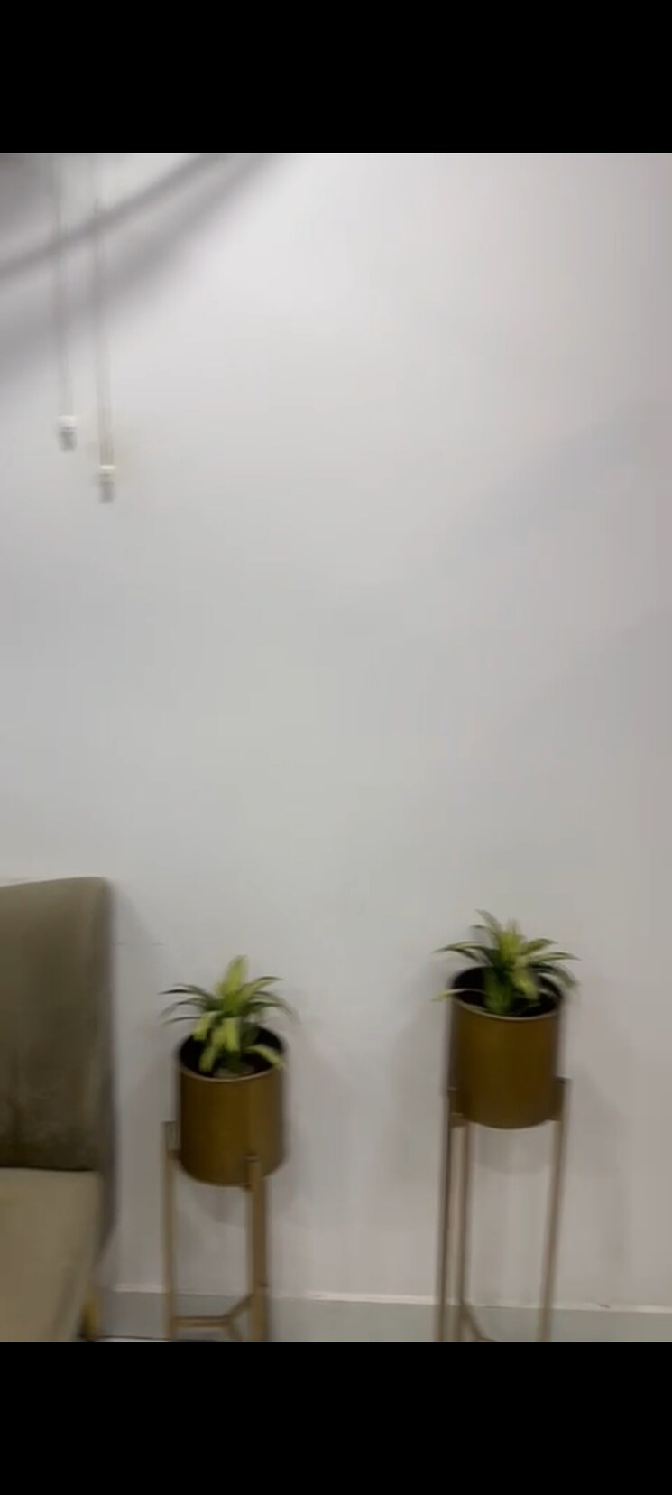 undefined, netaji subhash place Commercial Office Space 450 Sq.Ft. In Netaji Subhash Place Delhi 9807610