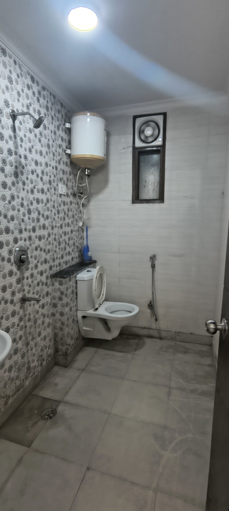 Bathroom, panchsheel vihar 2 Bedroom 765 Sq.Ft. Builder Floor In Panchsheel Vihar Delhi 9807728