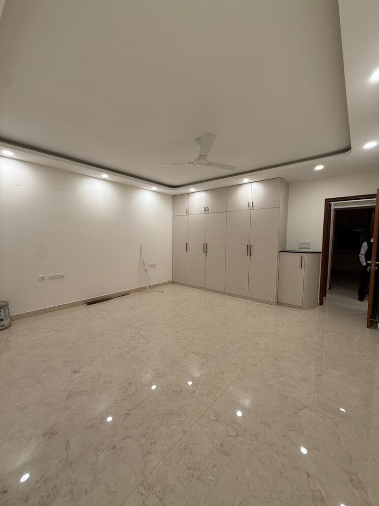 Cover Image, mahagun-manor 2.5 Bedroom 1150 Sq.Ft. Apartment In Sector 50 Noida 9807691