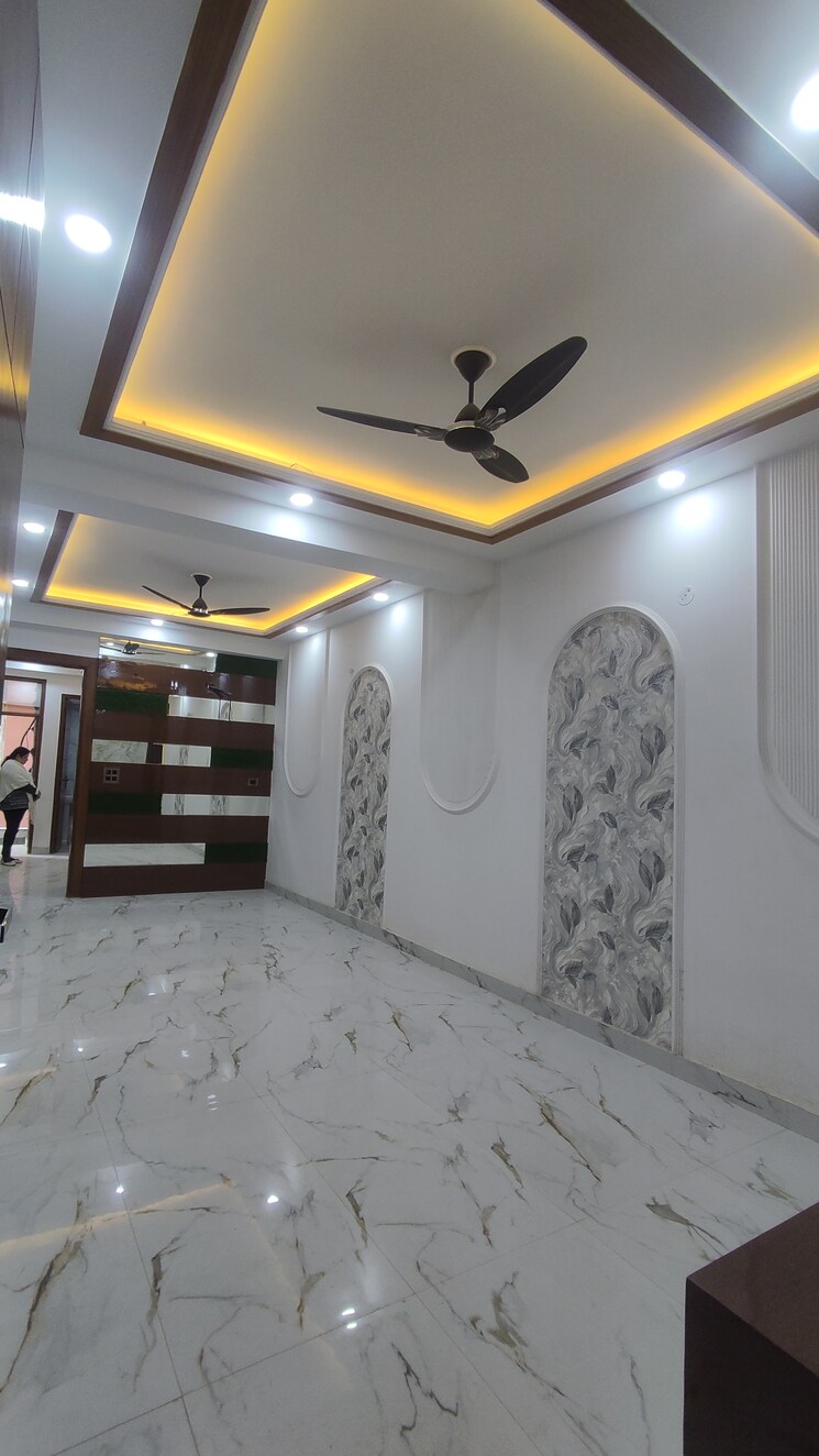 Cover Image, sector 73 3 Bedroom 1450 Sq.Ft. Apartment In Sector 73 Noida 9807955