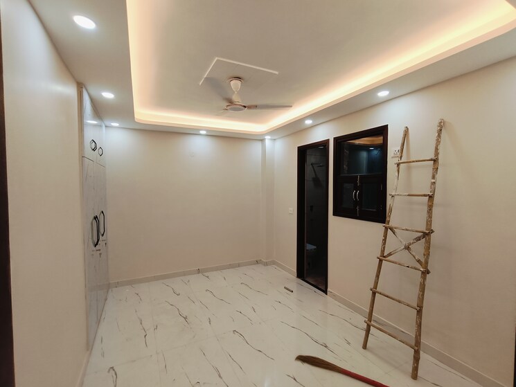Room, malviya nagar 3 Bedroom 1500 Sq.Ft. Builder Floor In Malviya Nagar Delhi 9807968