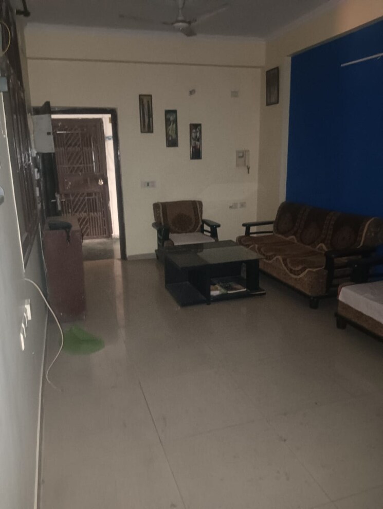 Living Room, meenal-balmukund-residency 3 Bedroom 1500 Sq.Ft. Apartment In Raj Nagar Extension Ghaziabad 9808006