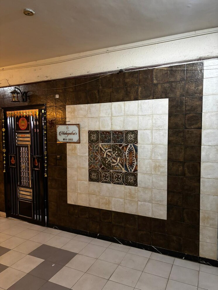 Room, panchsheel-wellington 5 Bedroom 3000 Sq.Ft. Penthouse In Dundahera Ghaziabad 9808020