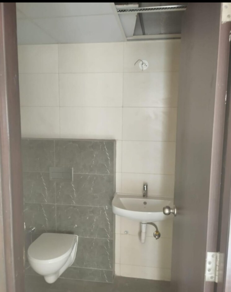 Bathroom, smr-vinay-iconia-hyderabad 3 Bedroom 1800 Sq.Ft. Apartment In Kondapur Hyderabad 9808088