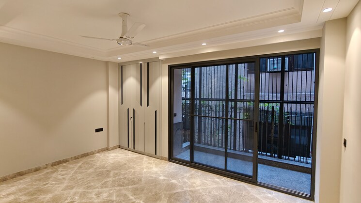 Room, panchsheel park 3 Bedroom 2700 Sq.Ft. Builder Floor In Panchsheel Park Delhi 9808158