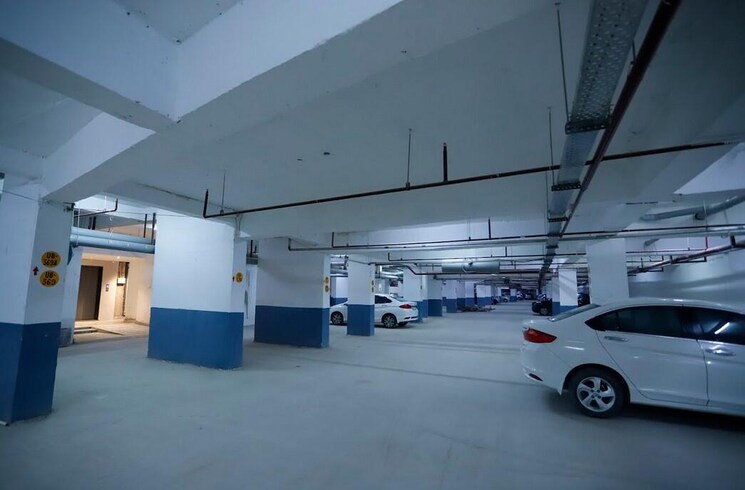 Team Area, avni-heritage 3 Bedroom 10000 Sq.Ft. Apartment In Crossing Republic Ghaziabad 9808176