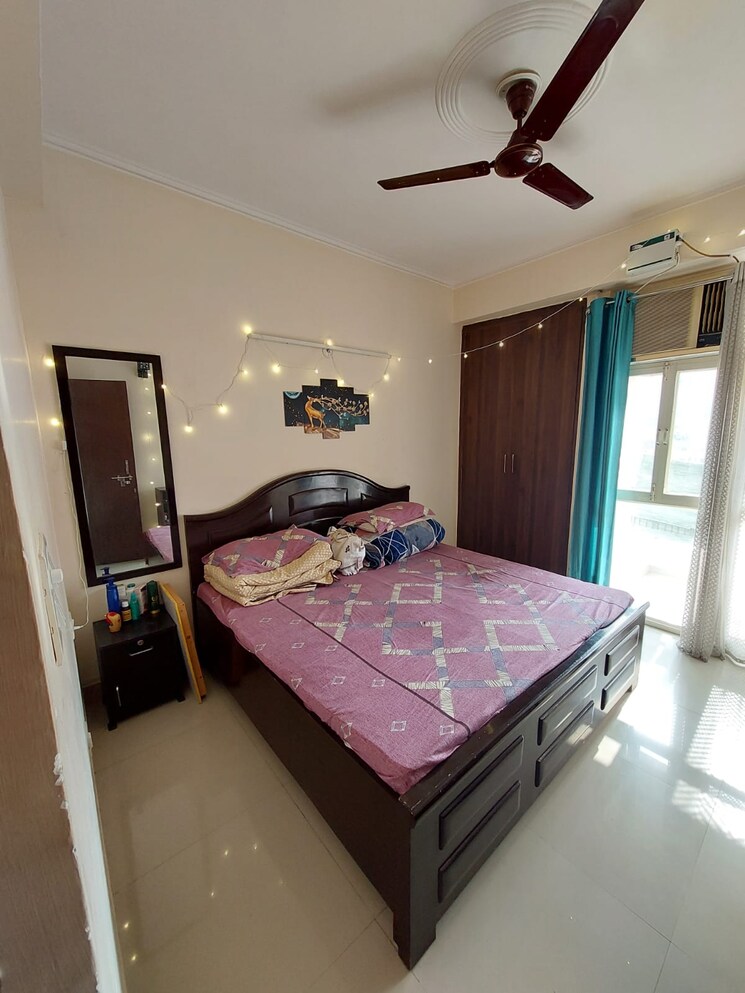 Bedroom, omkar-royal-nest 4 Bedroom 2035 Sq.Ft. Apartment In Tech Zone 4 Greater Noida Greater Noida 9808185