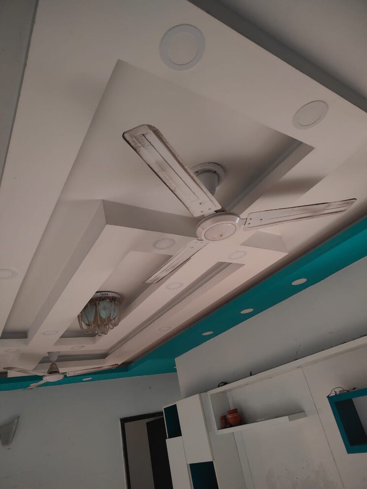 undefined, sector 26 6+ Bedroom 162 Sq.Mt. Villa In Sector 26 Noida 9808199