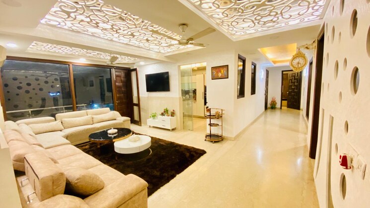 Living Room, greater kailash i 4 Bedroom 500 Sq.Yd. Builder Floor In Greater Kailash I Delhi 9808303