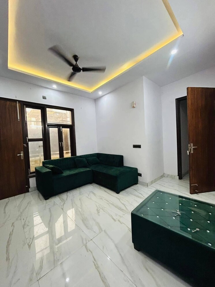 Bedroom, saket 1 Bedroom 550 Sq.Ft. Apartment In Saket Delhi 9808315