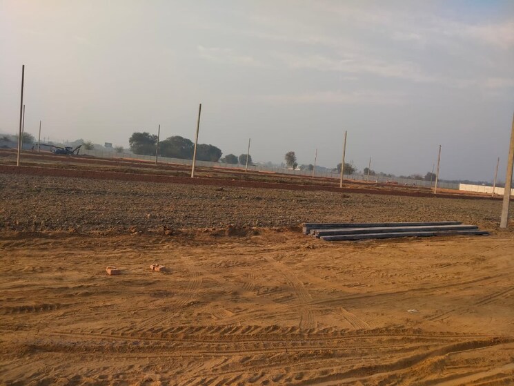 undefined, dadri  100 Sq.Yd. Plot In Dadri Greater Noida 9808287