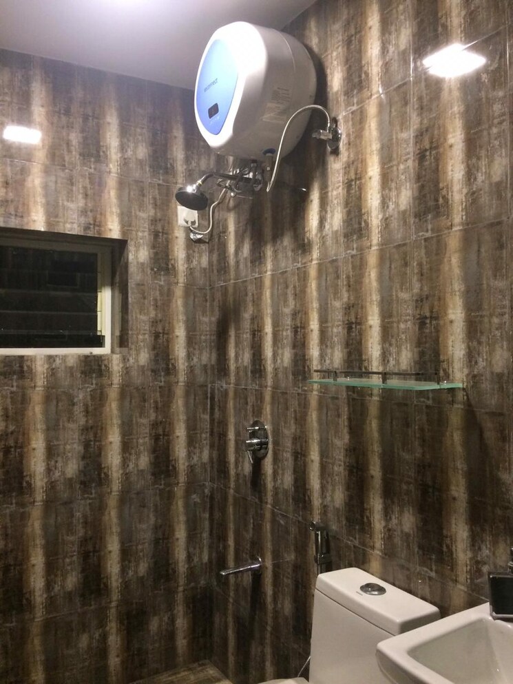 Bathroom, dahanukar colony 1 Bedroom 534 Sq.Ft. Apartment In Dahanukar Colony Pune 9808388