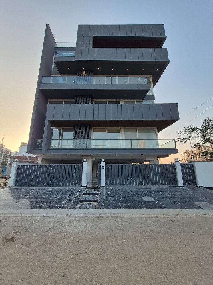 Exterior View, bptp-astaire-gardens 4 Bedroom 2450 Sq.Ft. Builder Floor In Sector 70a Gurgaon 9808482