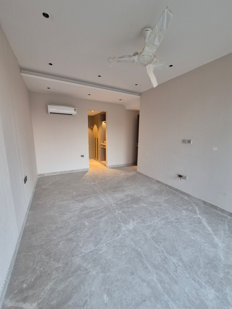 undefined, bptp-astaire-gardens 4 Bedroom 2680 Sq.Ft. Builder Floor In Sector 70a Gurgaon 9808555