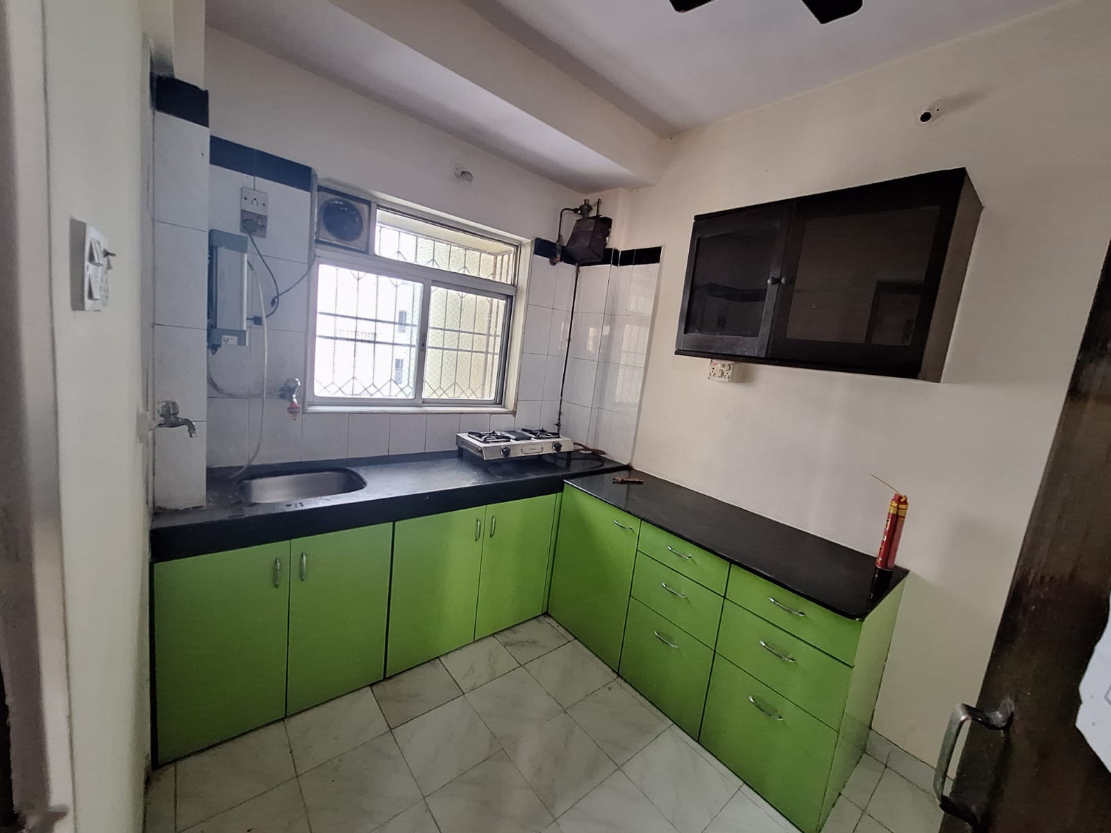 Kitchen, dheeraj-valley 1 Bedroom 580 Sq.Ft. Apartment In Goregaon East Mumbai 9808821