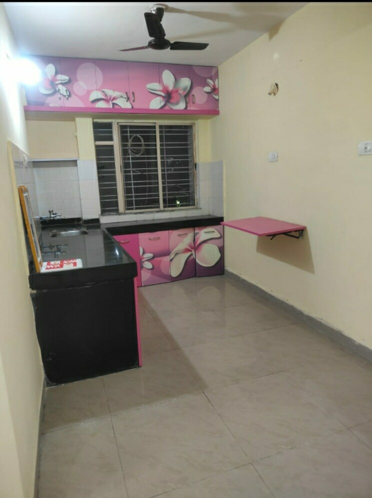 Kitchen, riddhi-enclave-co-op-housing-society-ltd 1 Bedroom 560 Sq.Ft. Apartment In Viman Nagar Pune 9808959