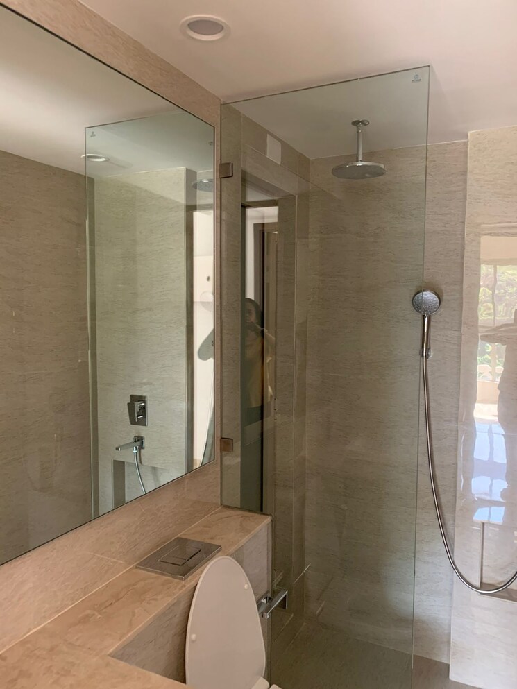 Bathroom, hiranandani-castle-rock 2 Bedroom 629 Sq.Ft. Apartment In Powai Mumbai 9808999