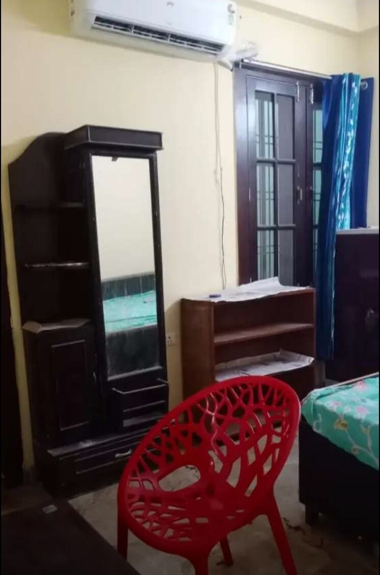 Bedroom, butler colony 3 Bedroom 1950 Sq.Ft. Apartment In Butler Colony Lucknow 9809079