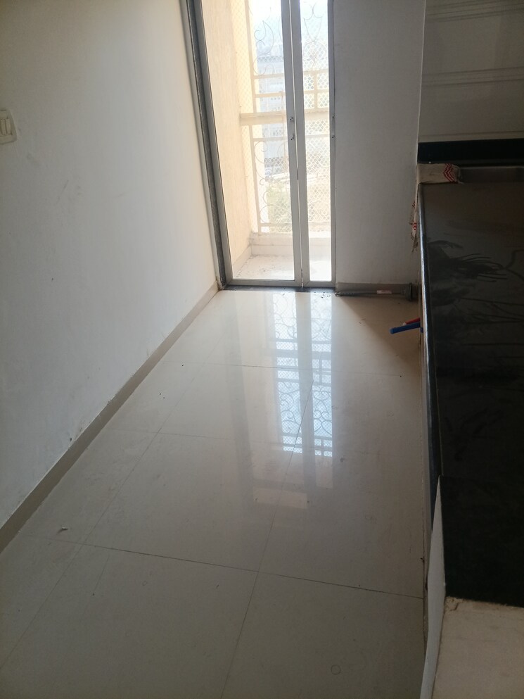 Room, kipl-morya 2 Bedroom 704 Sq.Ft. Apartment In Kasarvadavali Thane 9809138