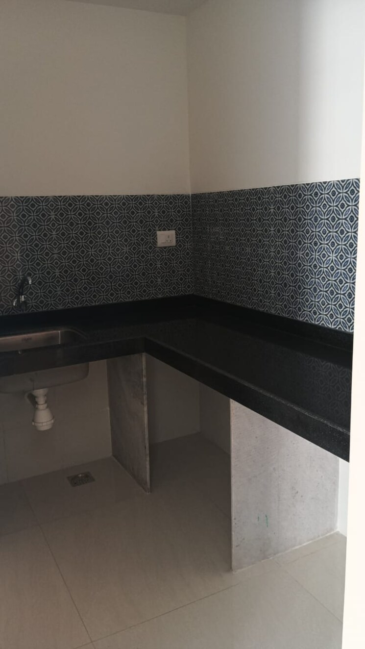 Kitchen, lodha-crown-kolshet 1 Bedroom 322 Sq.Ft. Apartment In Kolshet Road Thane 9809315