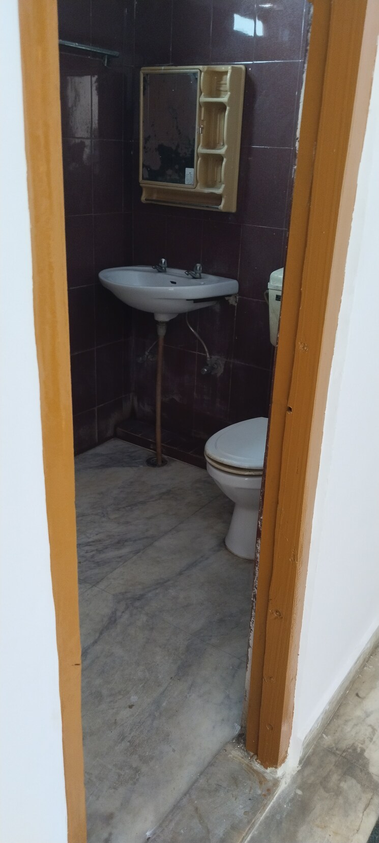 Bathroom, gomti nagar 2 Bedroom 1000 Sq.Ft. Independent House In Gomti Nagar Lucknow 9809349