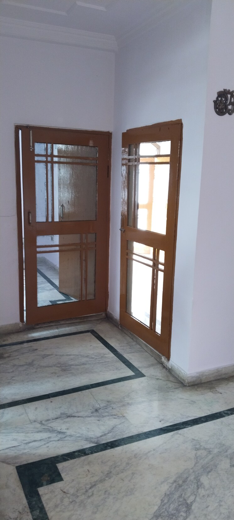 Room, gomti nagar 2 Bedroom 1000 Sq.Ft. Independent House In Gomti Nagar Lucknow 9809349