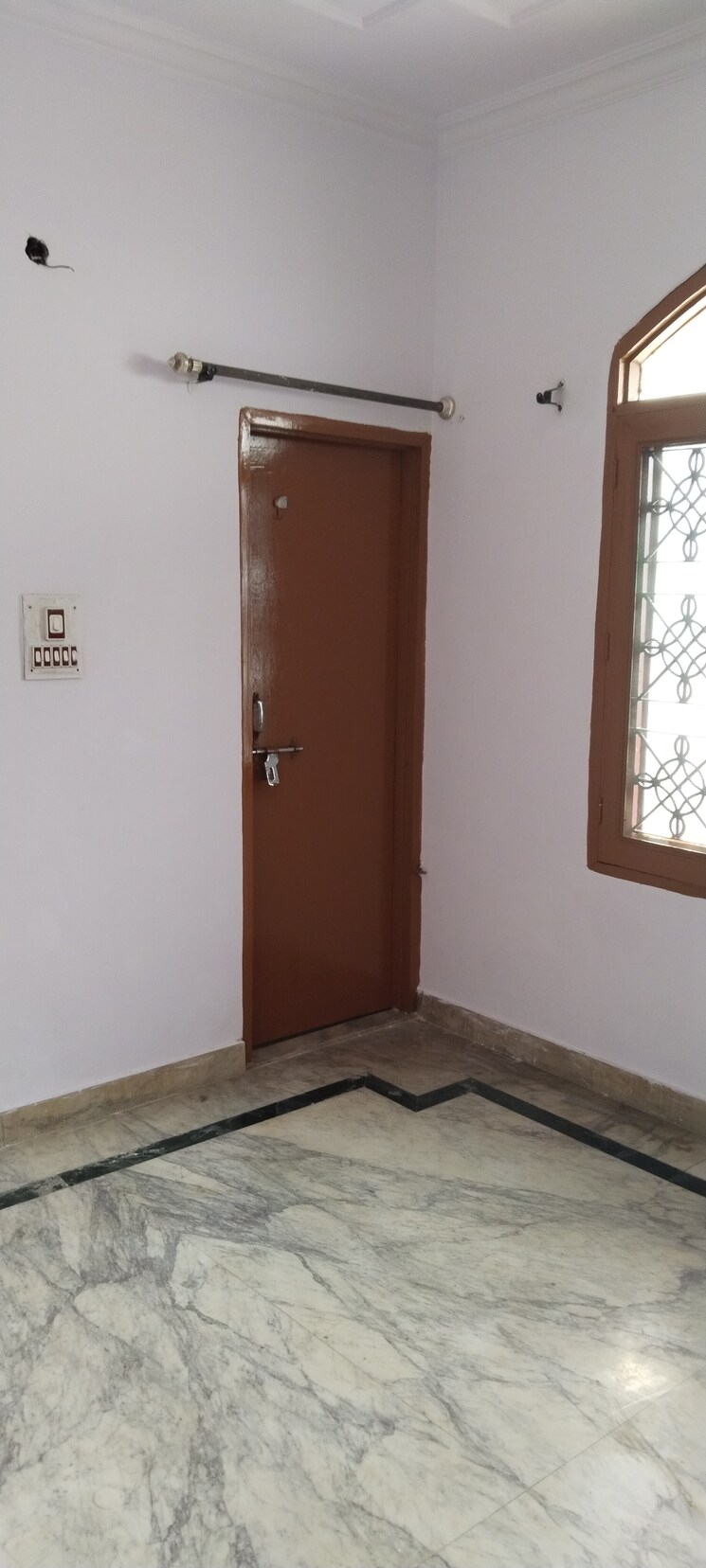 Room, gomti nagar 2 Bedroom 1000 Sq.Ft. Independent House In Gomti Nagar Lucknow 9809349