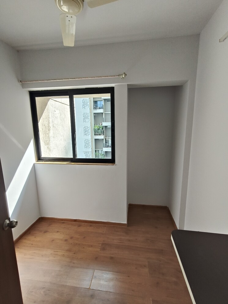 Room, lodha-palava-urbano-g-and-h 2.5 Bedroom 738 Sq.Ft. Apartment In Dombivli East Thane 9809499