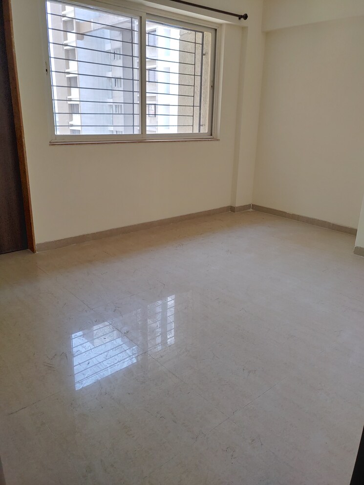 Room, park-express 3 Bedroom 1500 Sq.Ft. Apartment In Baner Pune 9809523