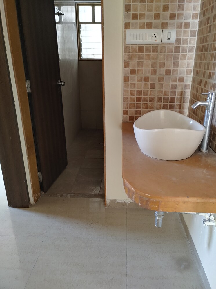 undefined, park-express 3 Bedroom 1500 Sq.Ft. Apartment In Baner Pune 9809523