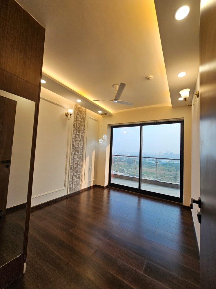 Room, krisumi-waterfall-residences 3 Bedroom 1975 Sq.Ft. Apartment In Sector 36a Gurgaon 9809540