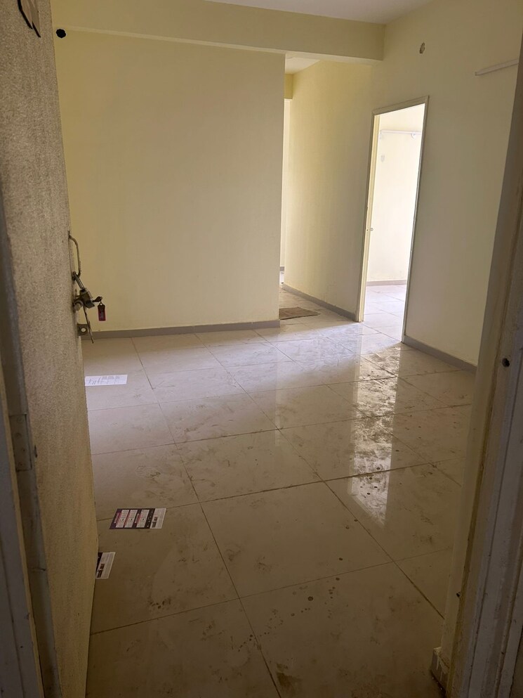 Bathroom, pyramid-pride 2 Bedroom 578 Sq.Ft. Apartment In Sector 76 Gurgaon 9809586