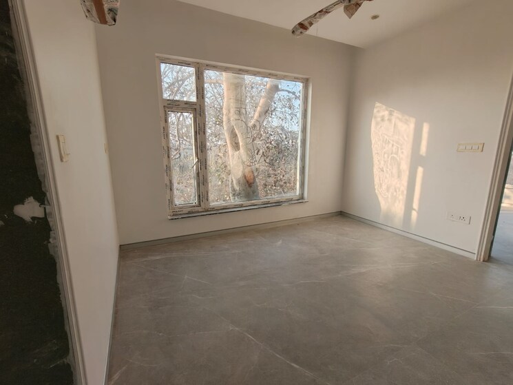 Room, vasant vihar 2 Bedroom 1000 Sq.Ft. Apartment In Vasant Vihar Delhi 9809615