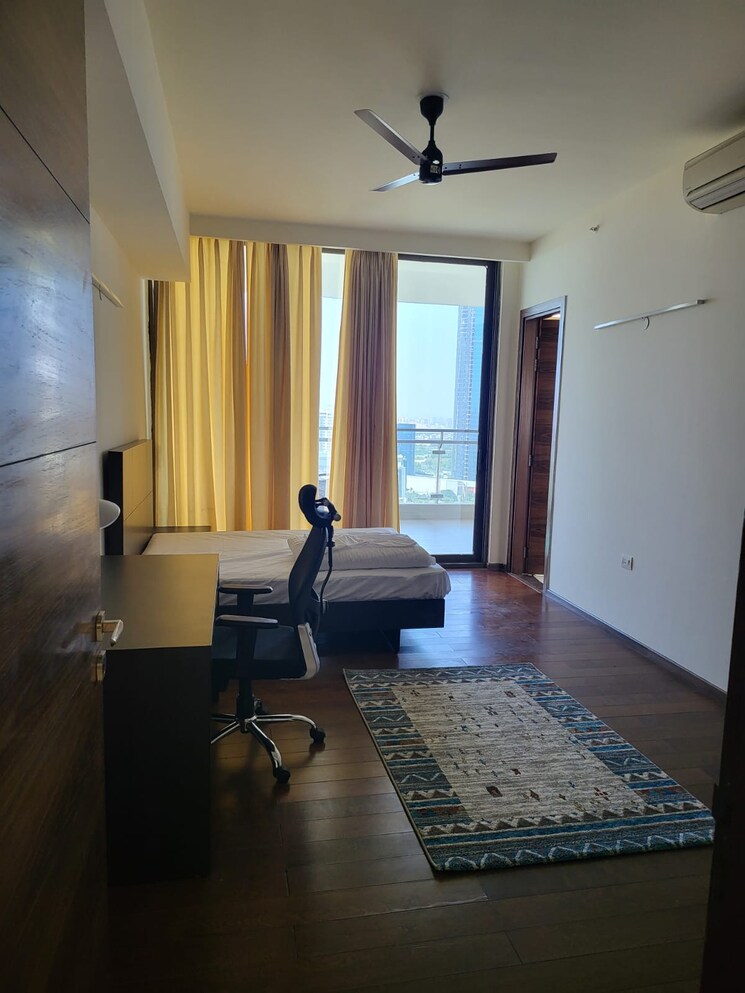 Living Room, m3m-golf-estate 3.5 Bedroom 2882 Sq.Ft. Apartment In Sector 65 Gurgaon 9809612